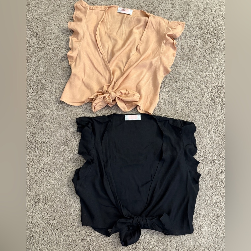 C+D+M Crop Women Size Small Black Peach Ruffle Sleeve Cotton Tie-Front Top